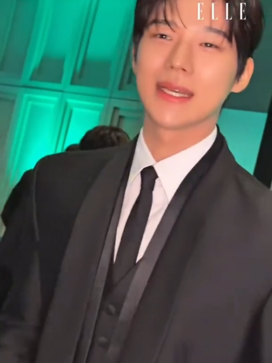 @𝙎𝙖𝙤𝙏𝙧𝙪𝙣𝙜𝙃𝙖𝙣