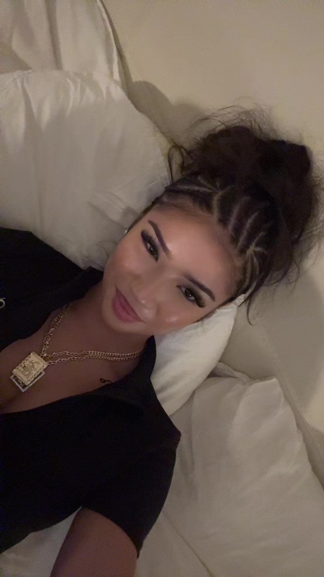 @rebeccadng