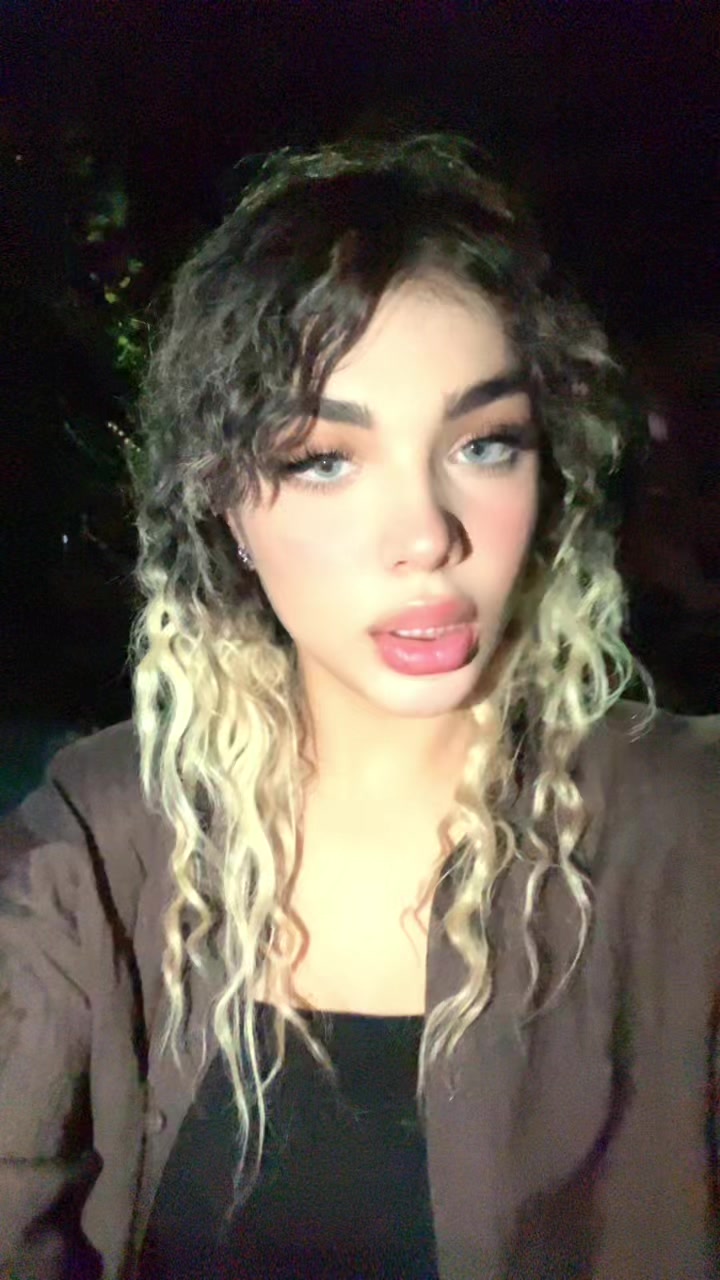 @elisa mokhtari