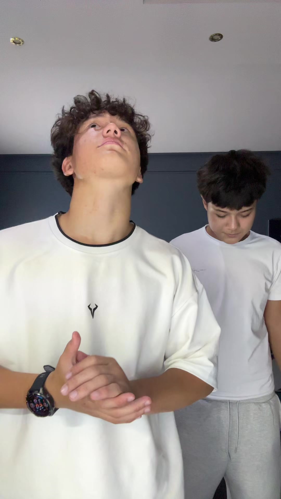 @Mark💤