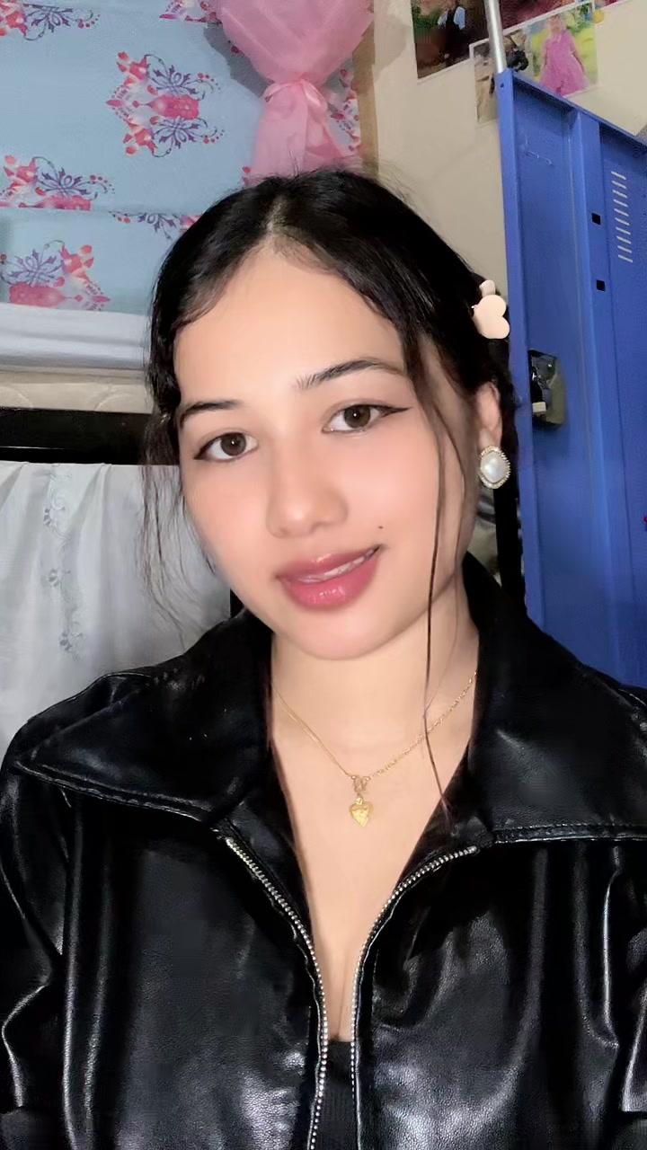 @Numa❤️&zwj;🩹Bhujel🌸