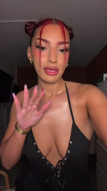 @Lyannaa