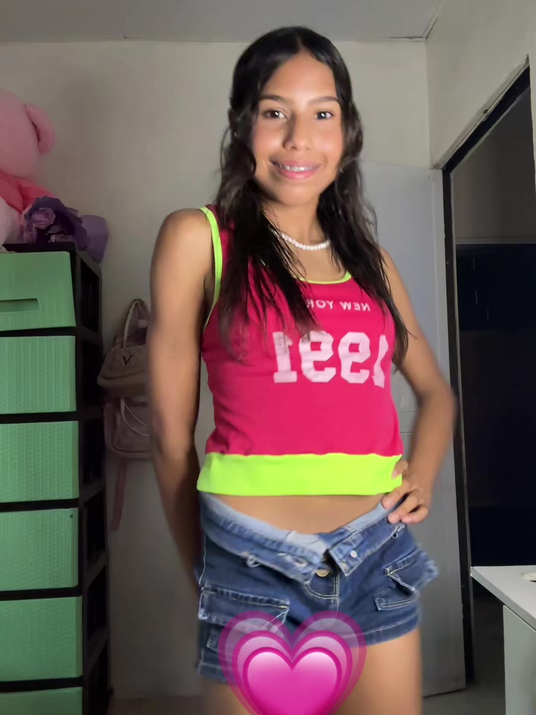 @Valentina🩷💘