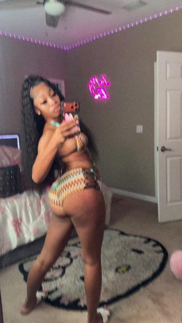 @ONLY1CHINA K. 👅