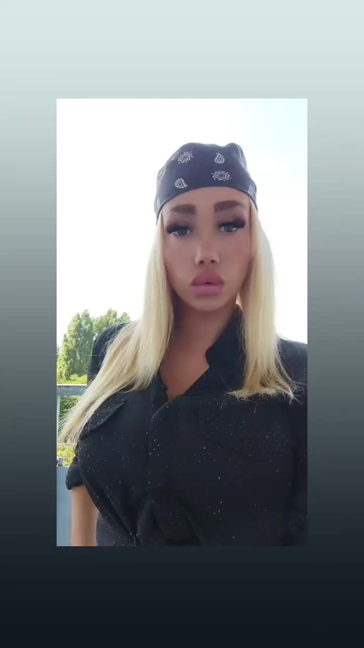 @Kala003