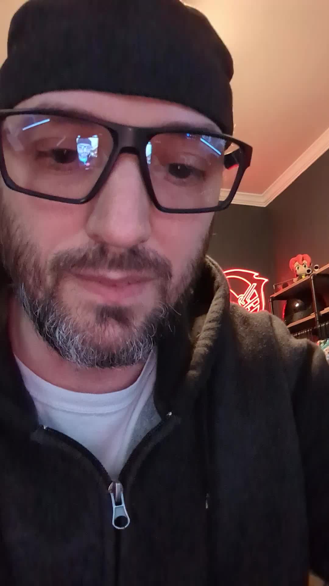 @HELMETFIRE