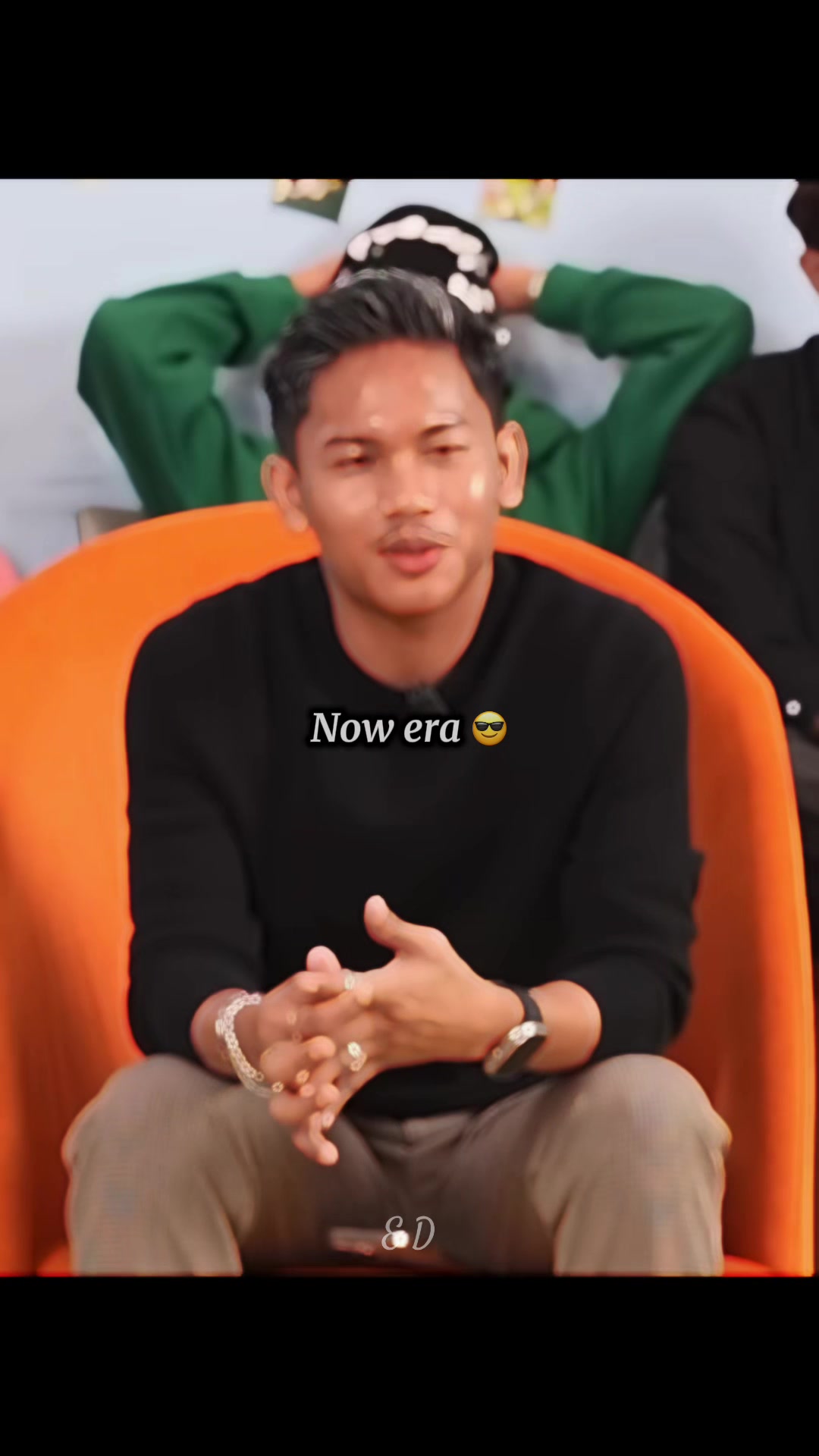 @E D