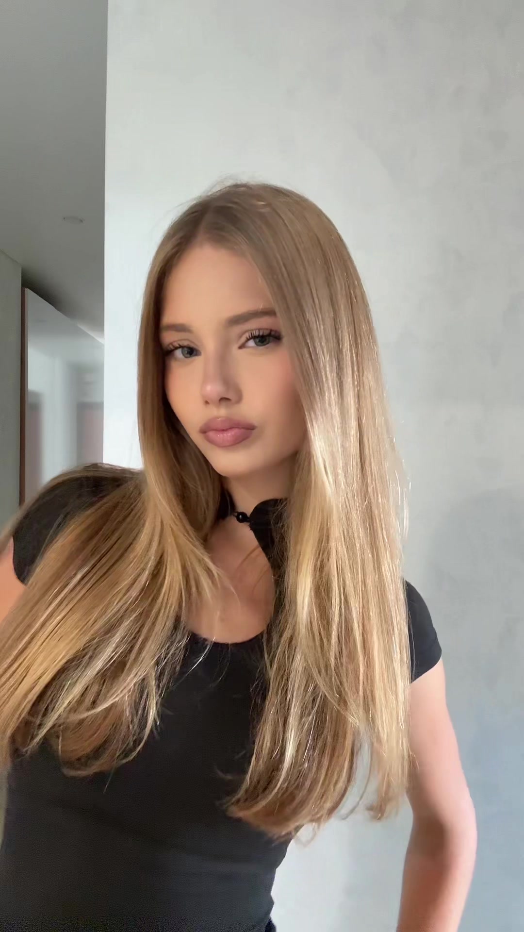 @Á