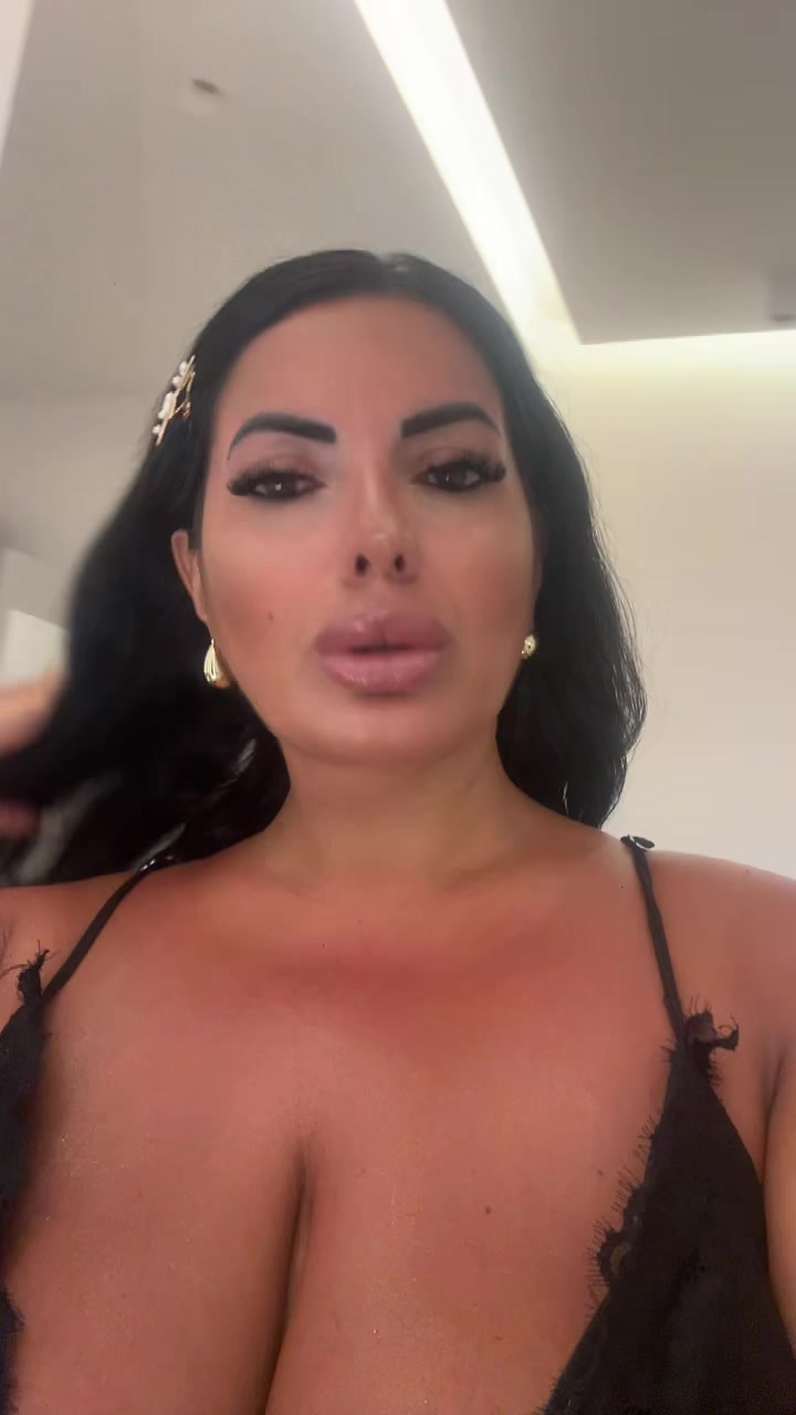 @Carmen Jasmine Esmer