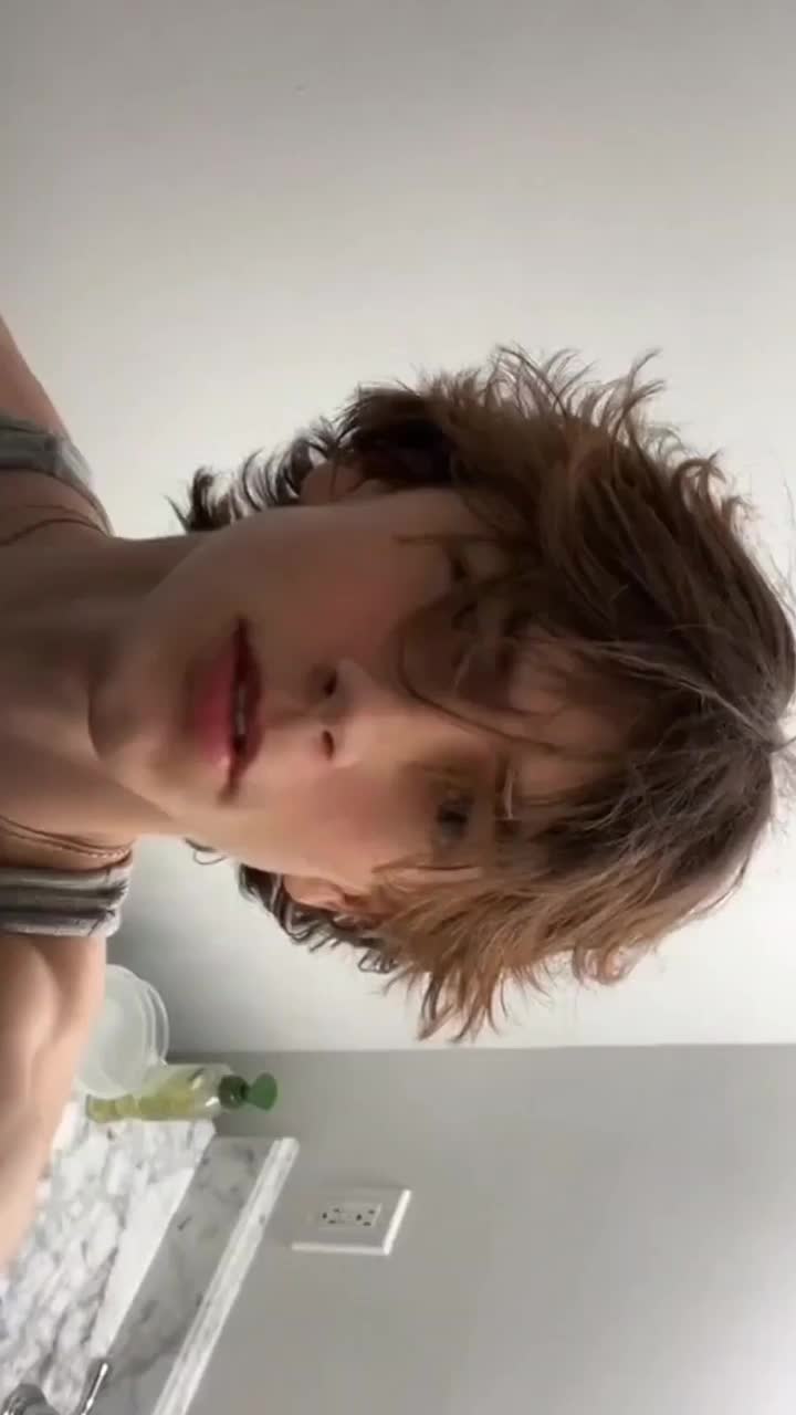 @Fool4U