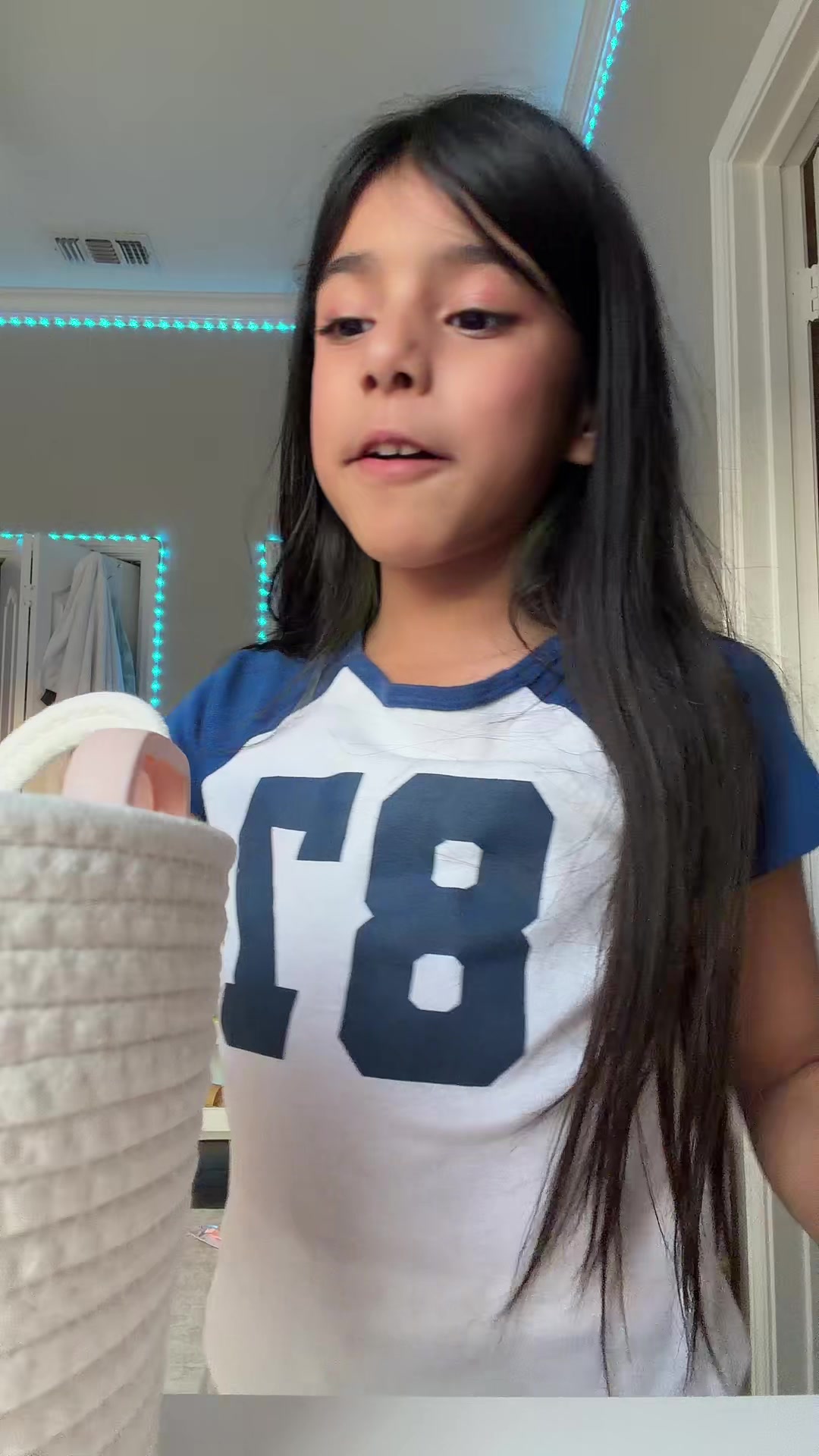 @sayanalozano
