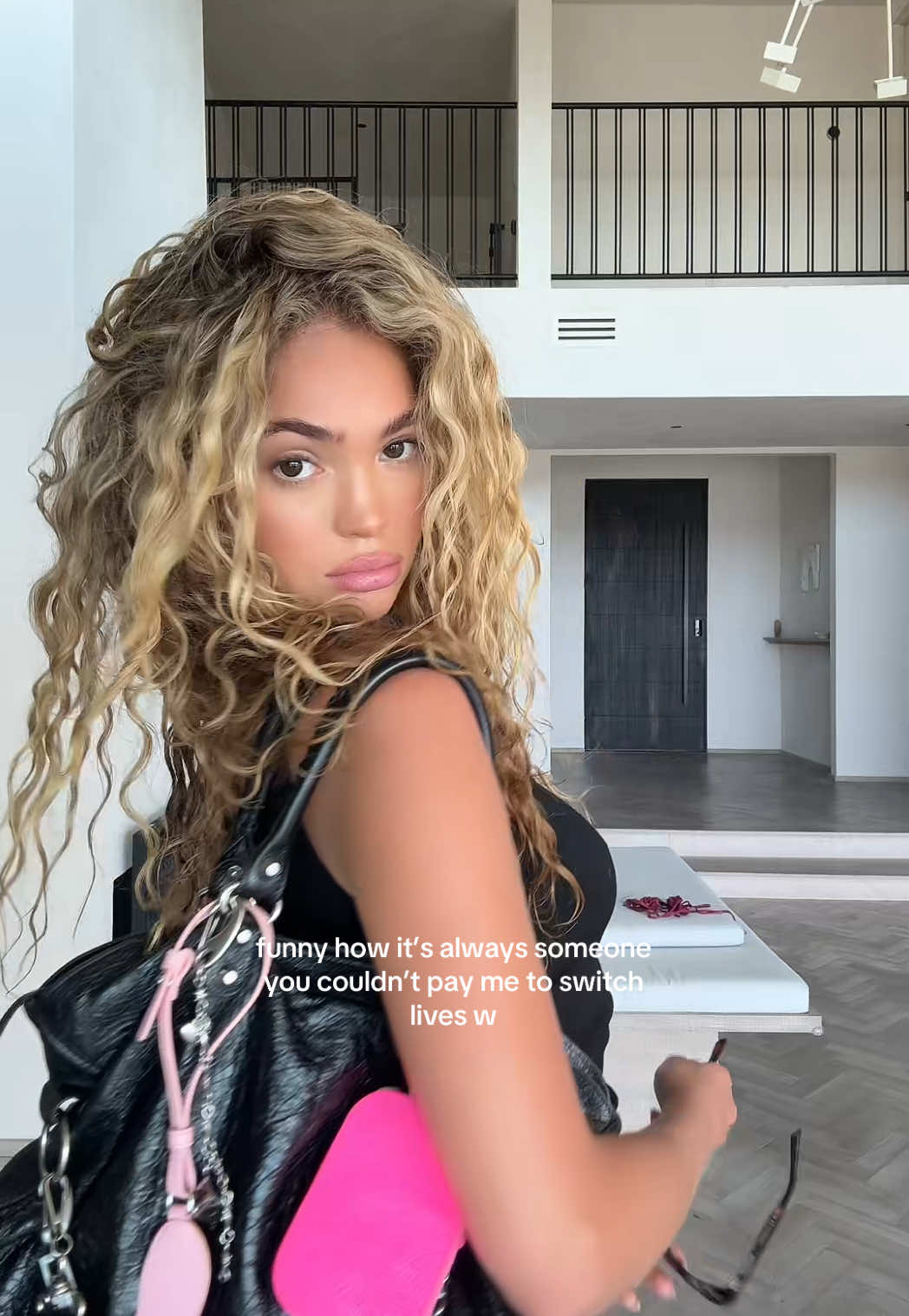 @avari_lanai