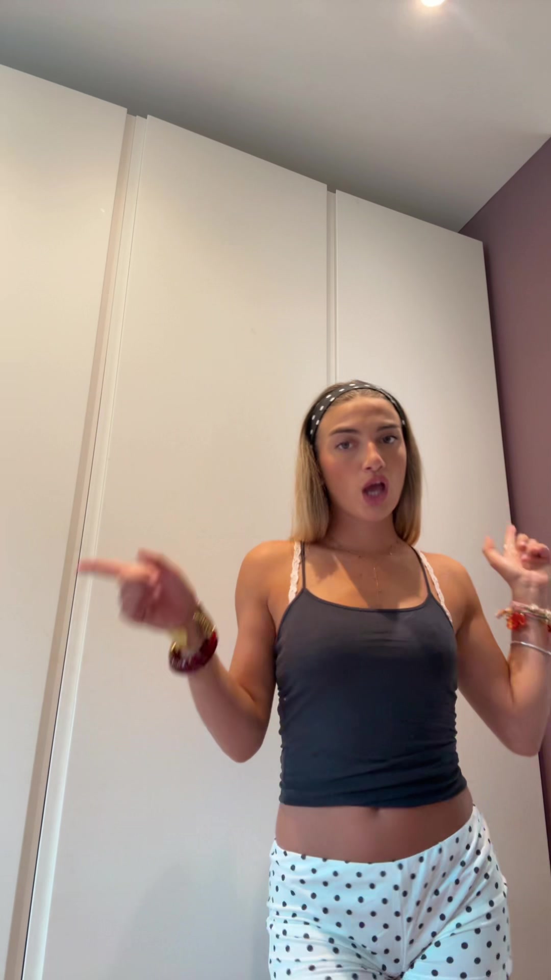 @j