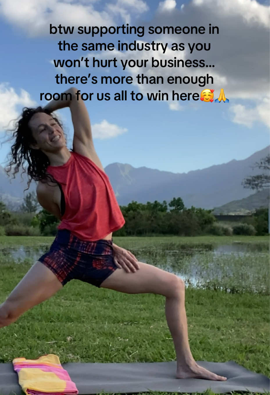 @Sarah Bublavy | Yoga + Fitness
