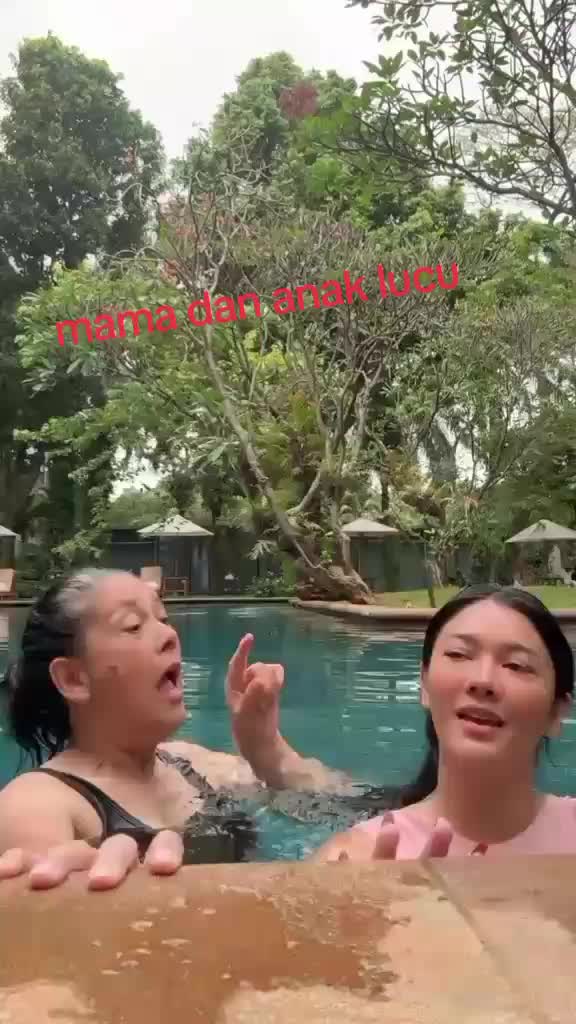 @Tina Maria