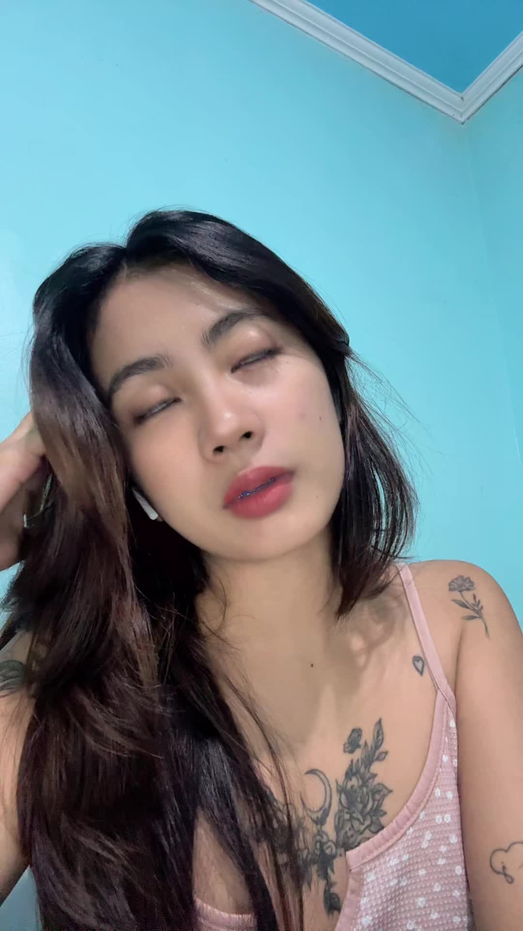 @Ms. clv.a 👩&zwj;🏫