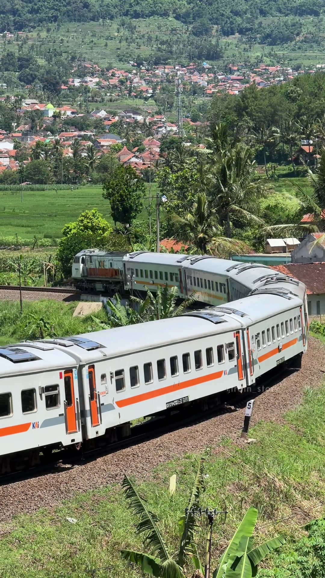 @Train_Story