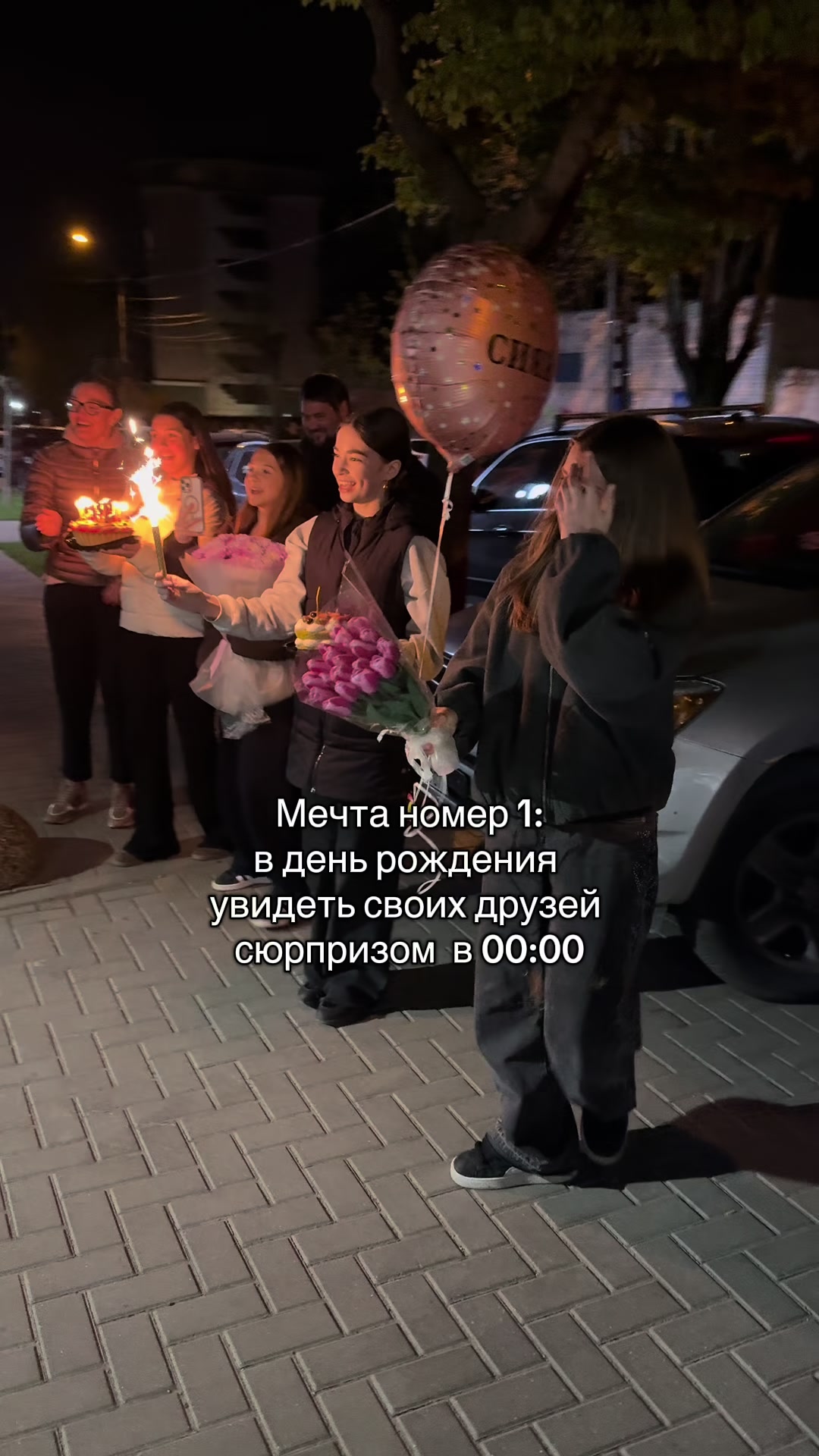 @𝐧𝐞𝐨𝐧𝐢𝐥𝐚