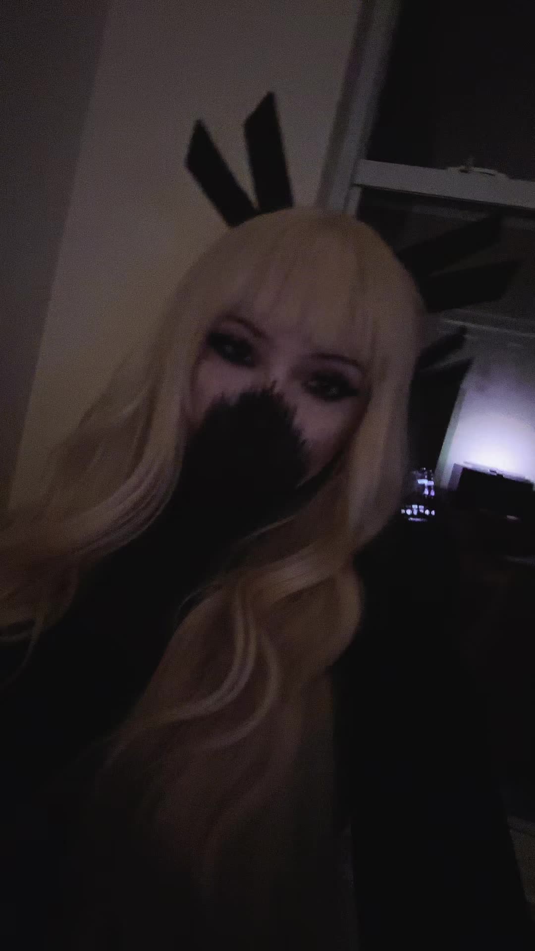 @peel4luna