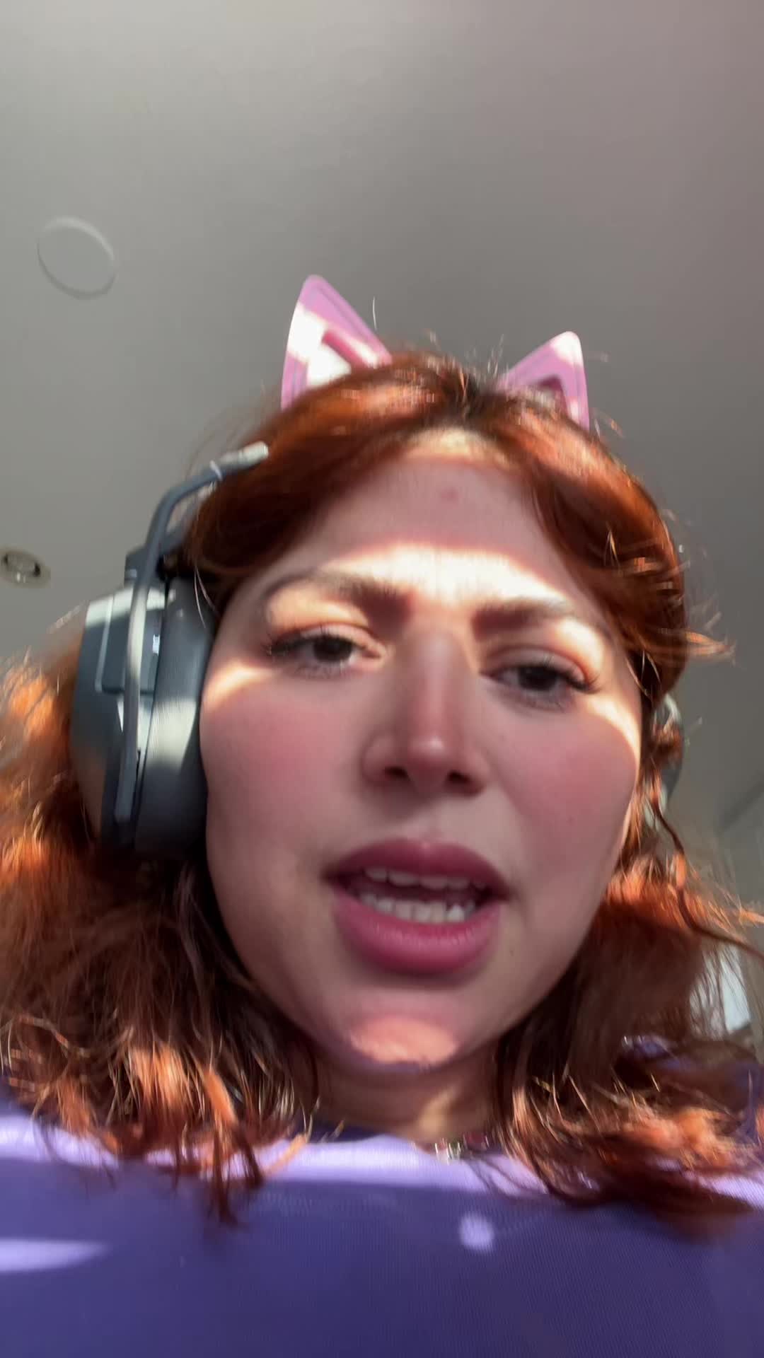 @Karlota