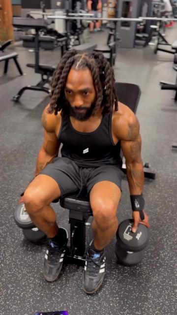 @J.Boy_Fit‼️🏋🏽♀️