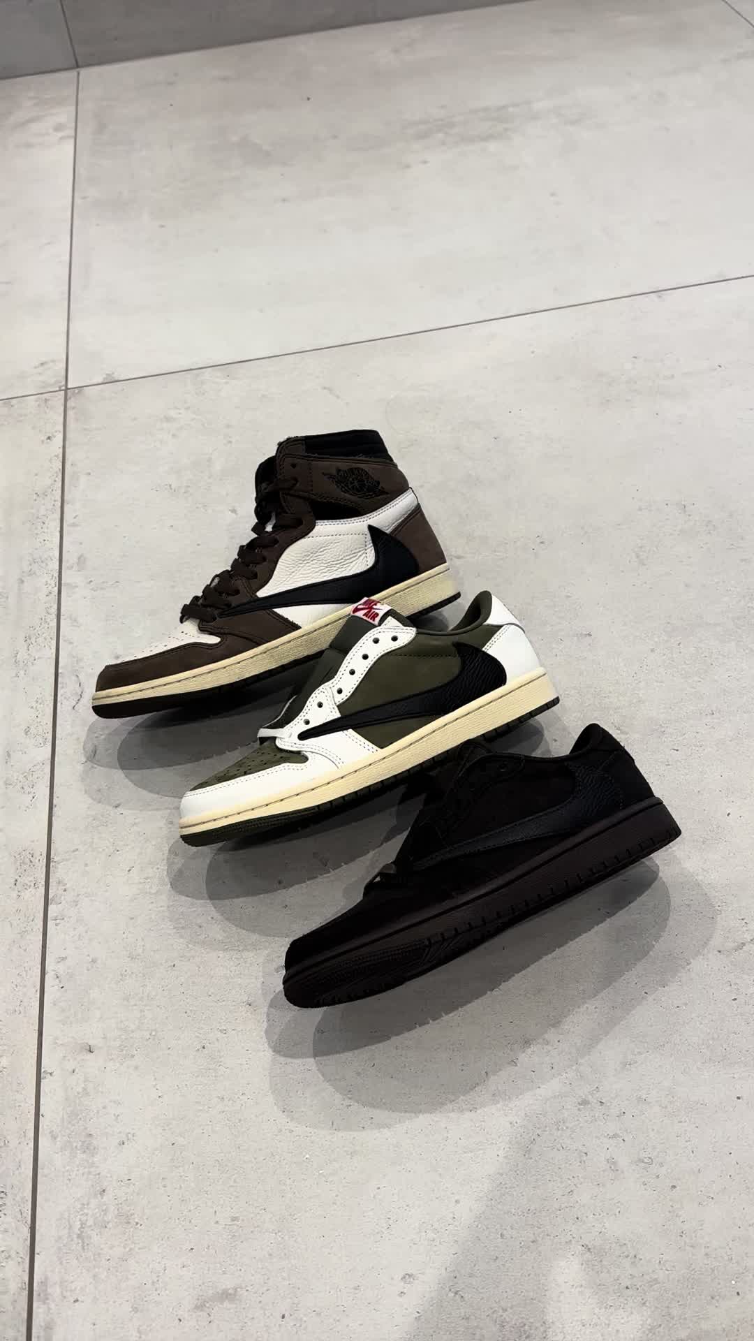 @ENVYSNKRS