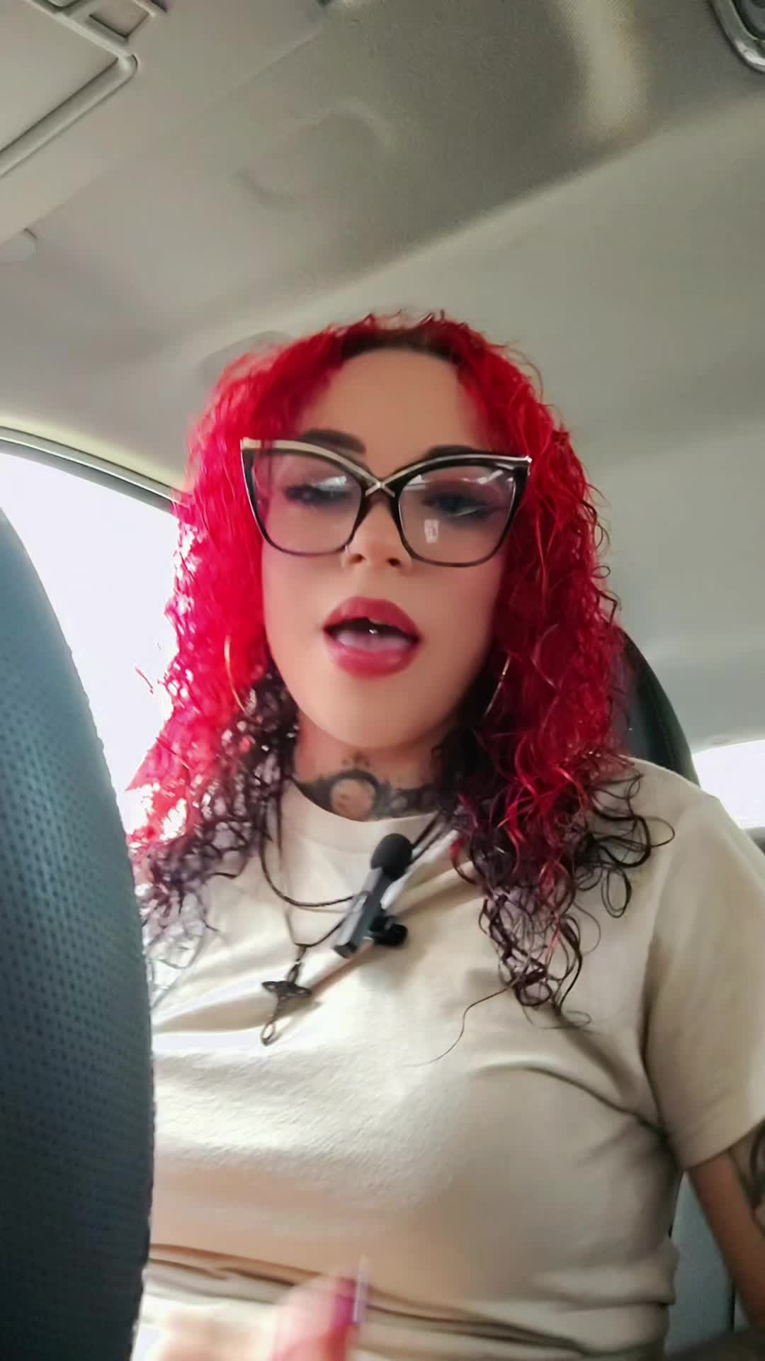 @Kellyshabell