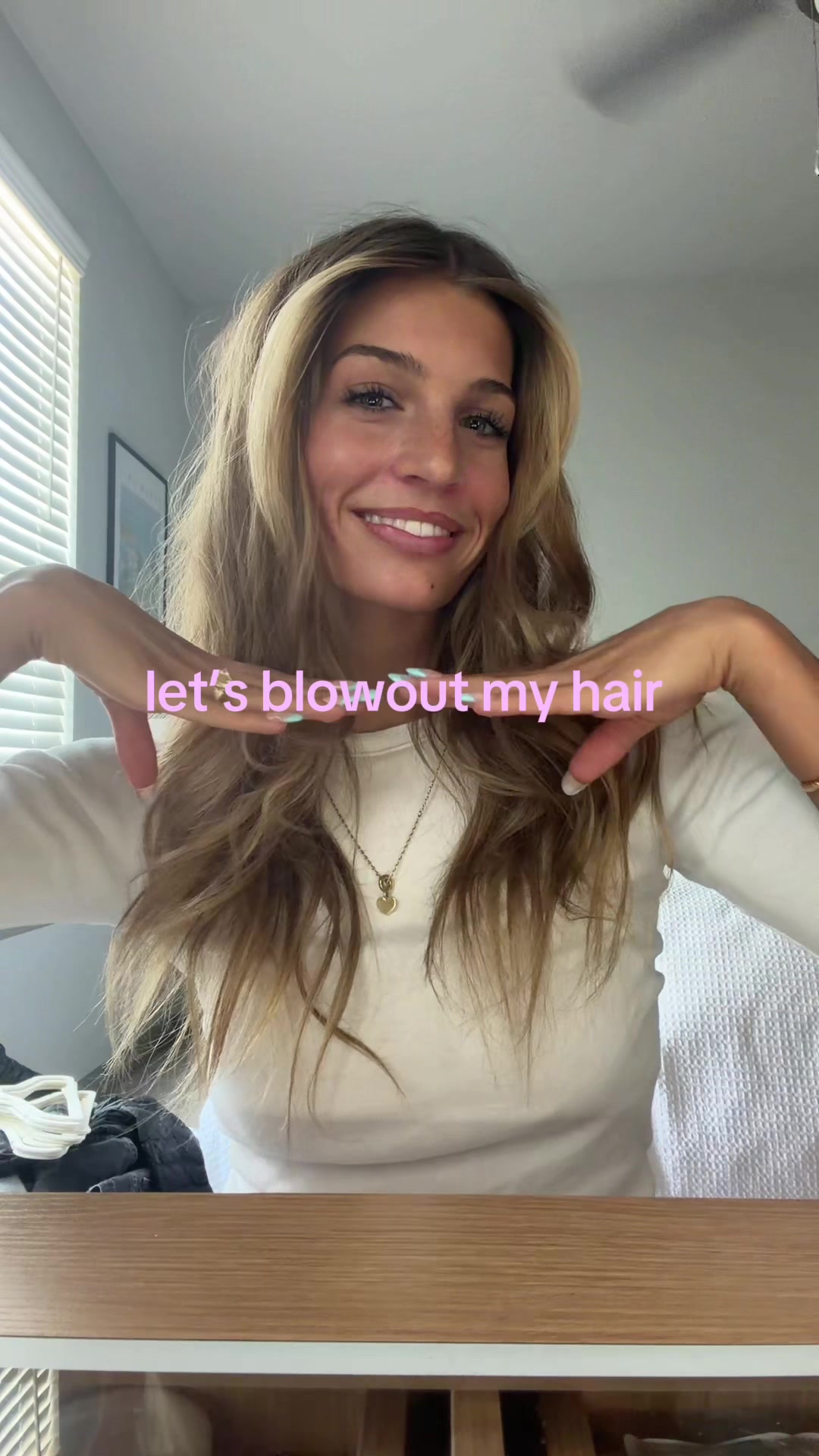 @bella