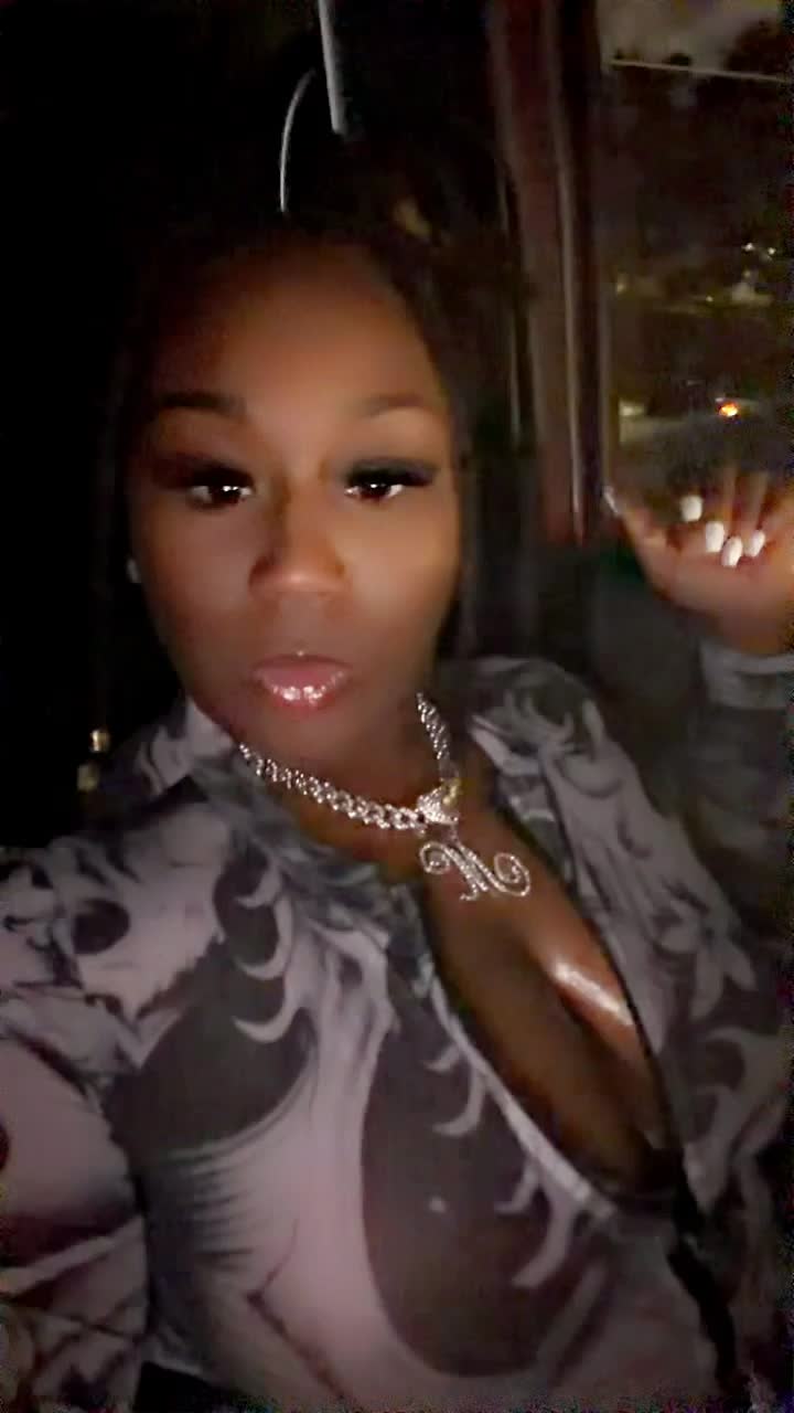 @simply_me_esh