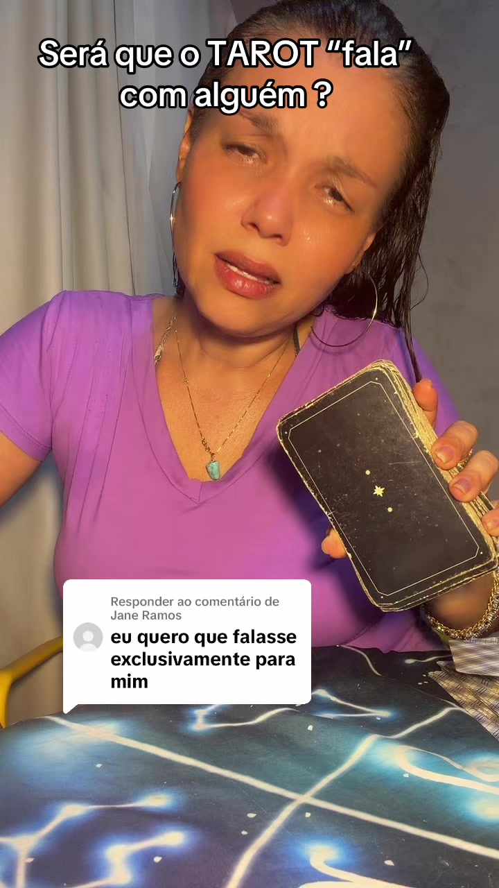@Lívia 🪬🗝️💍📚💎🪬💒🥂✨🌹🌟