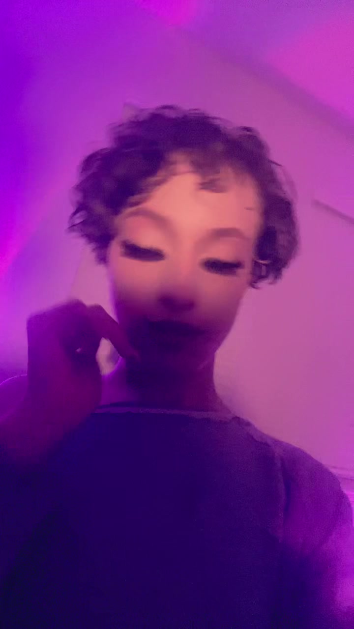 @𝒿