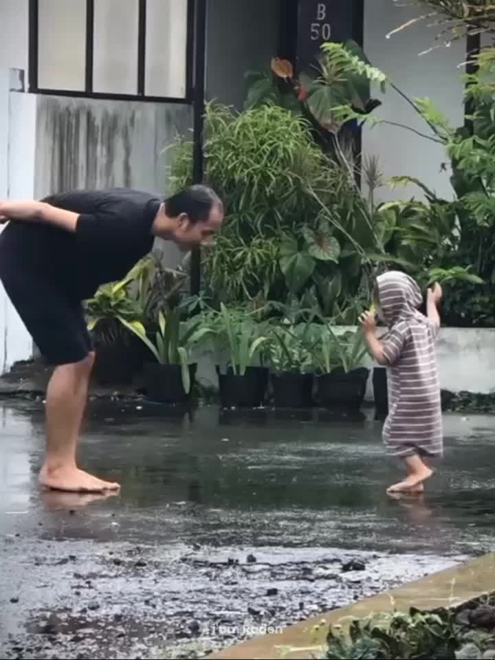 @𝑅𝑎𝑛𝑧𝑧