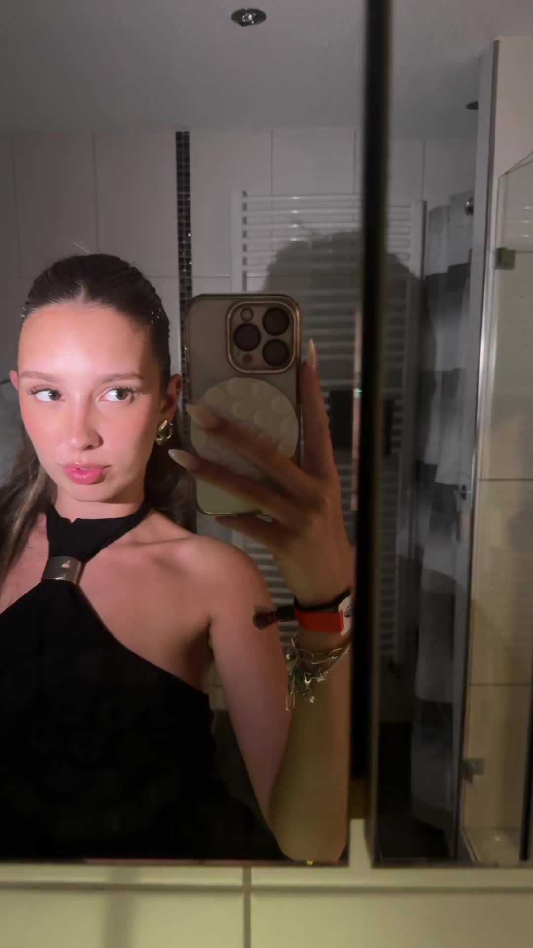 @Marushka