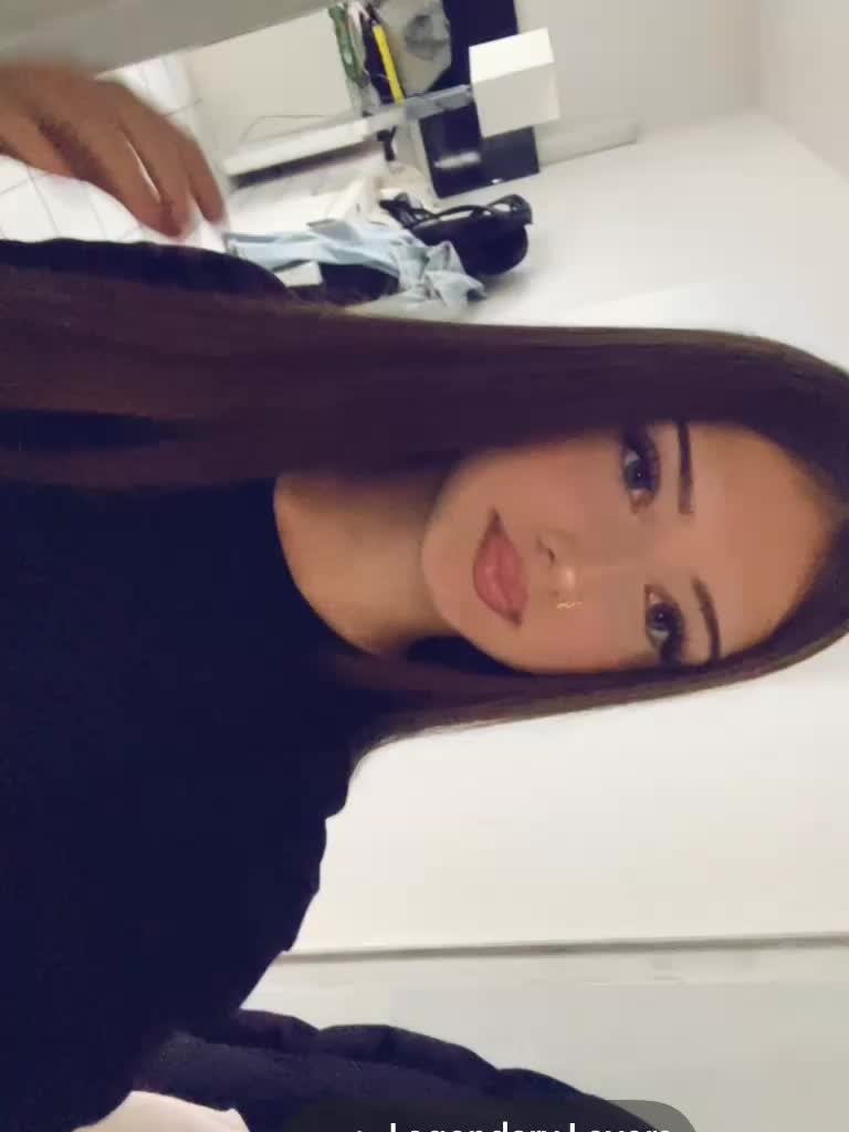 @𝑱𝒐𝒍𝒊𝒆𝒏