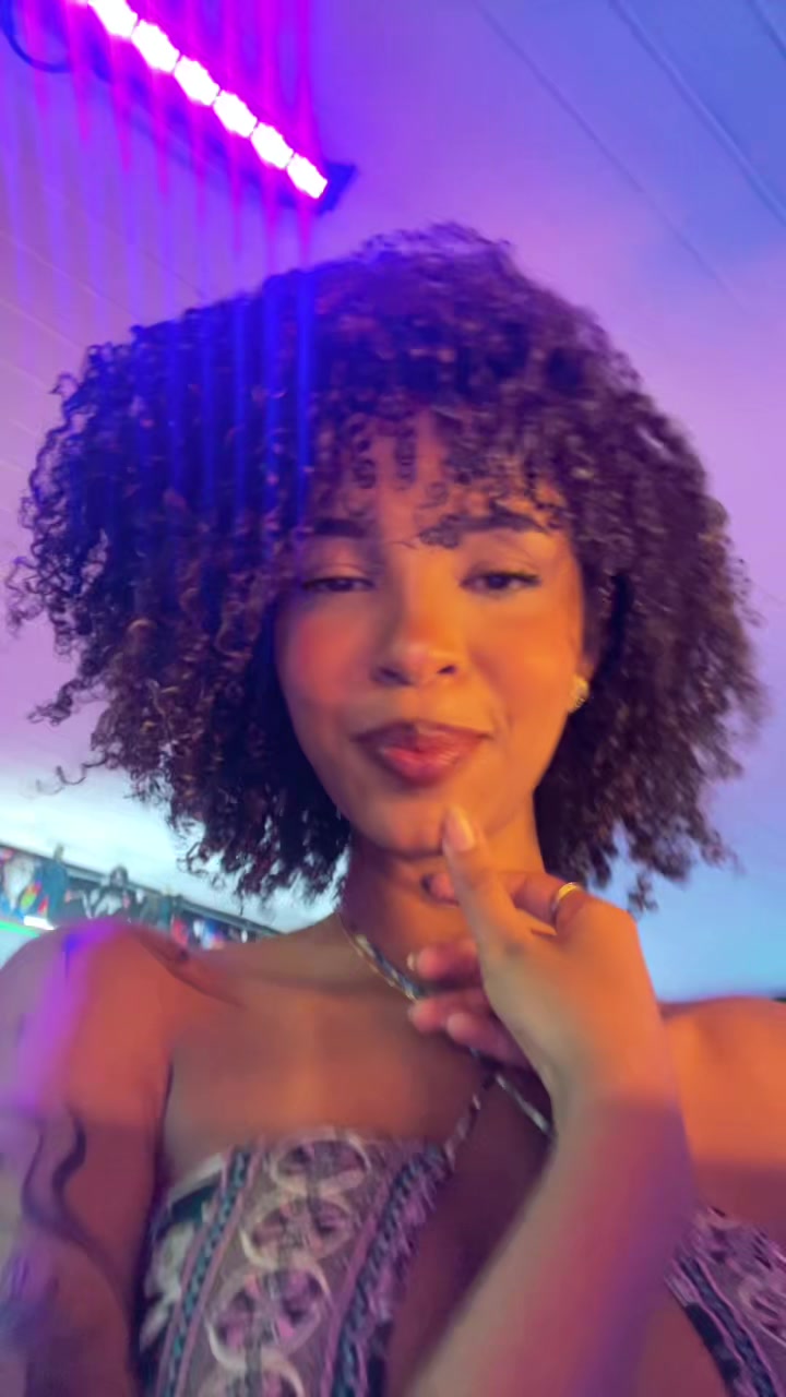 @Hipólito