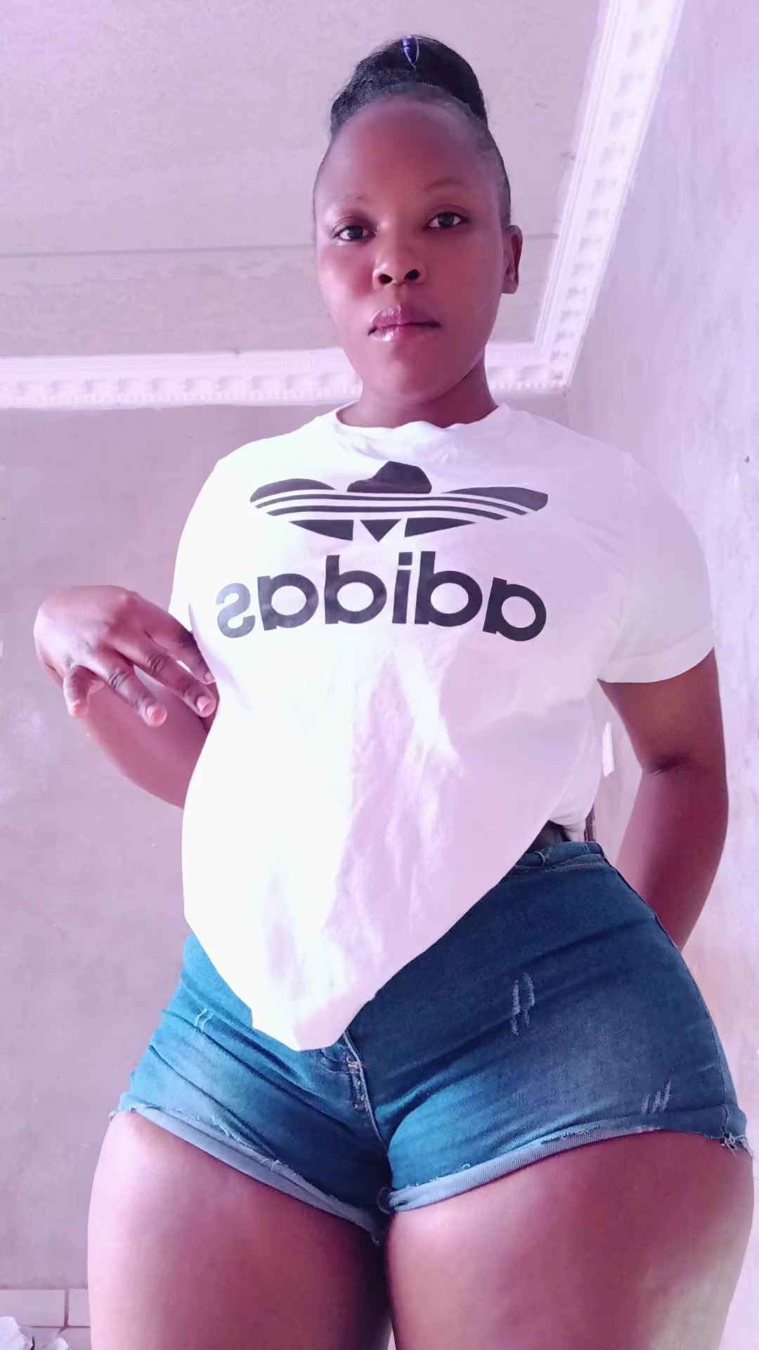 @Nikiwe.