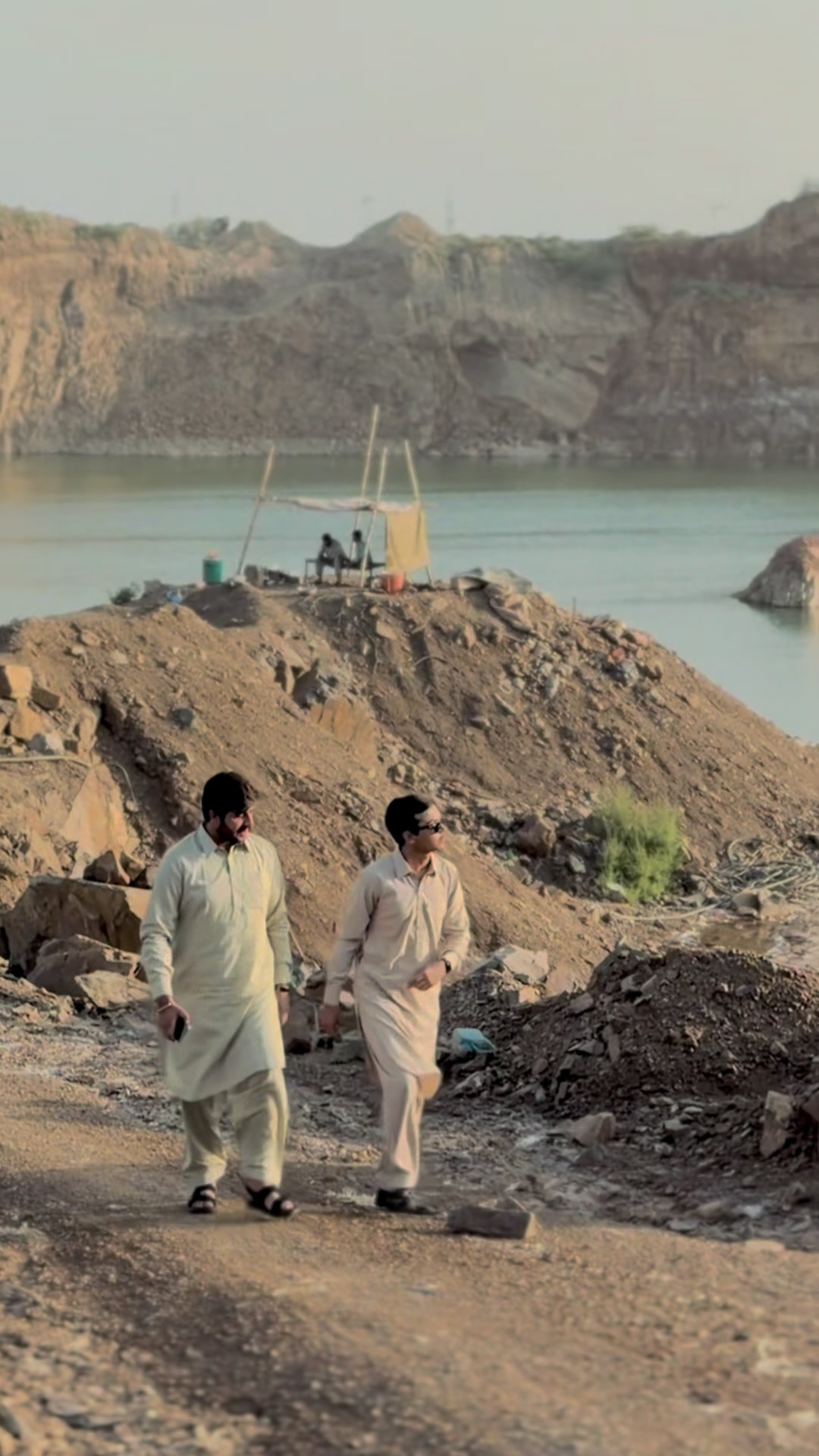 @Ahtesham Bhatti