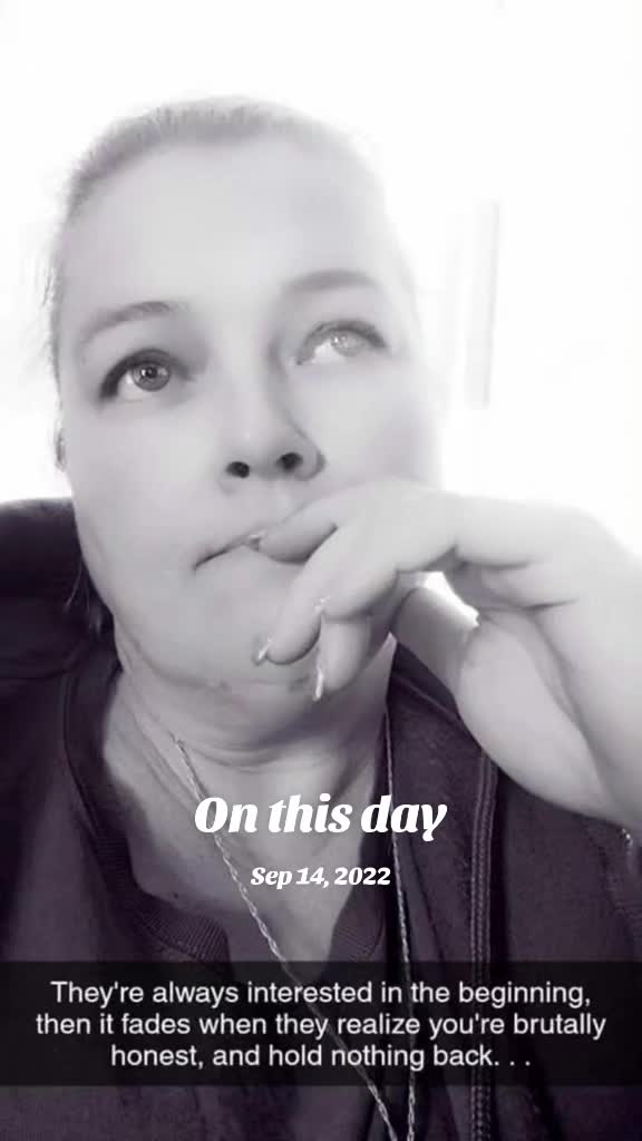 @crazietattooedbrokenmom