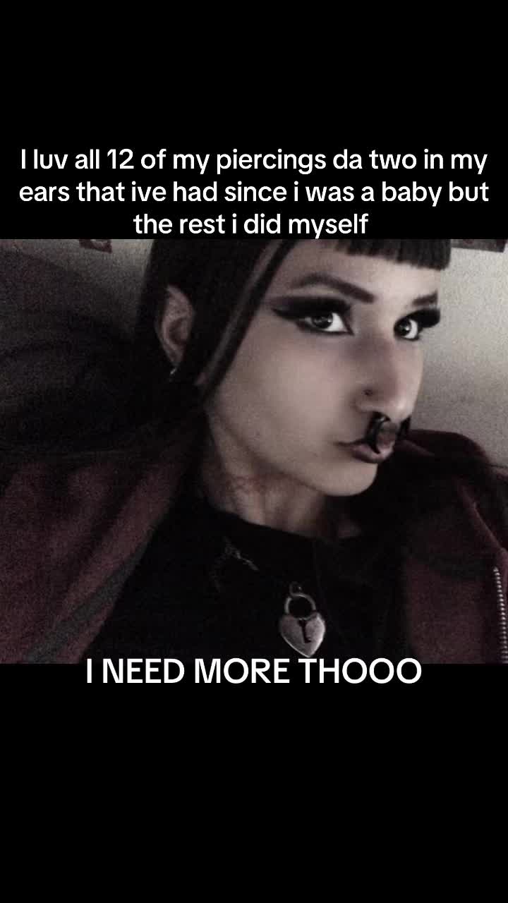@🖤🧟♀️ •Angelzzz• 🧟♀️🖤