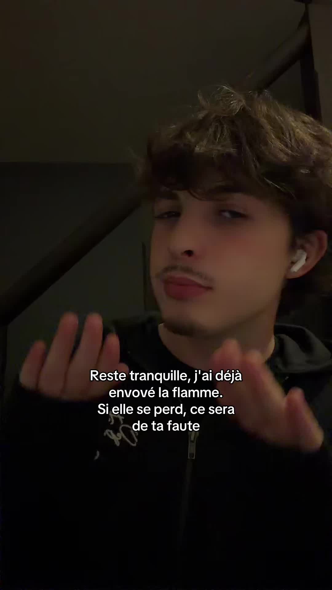 @𝑭'