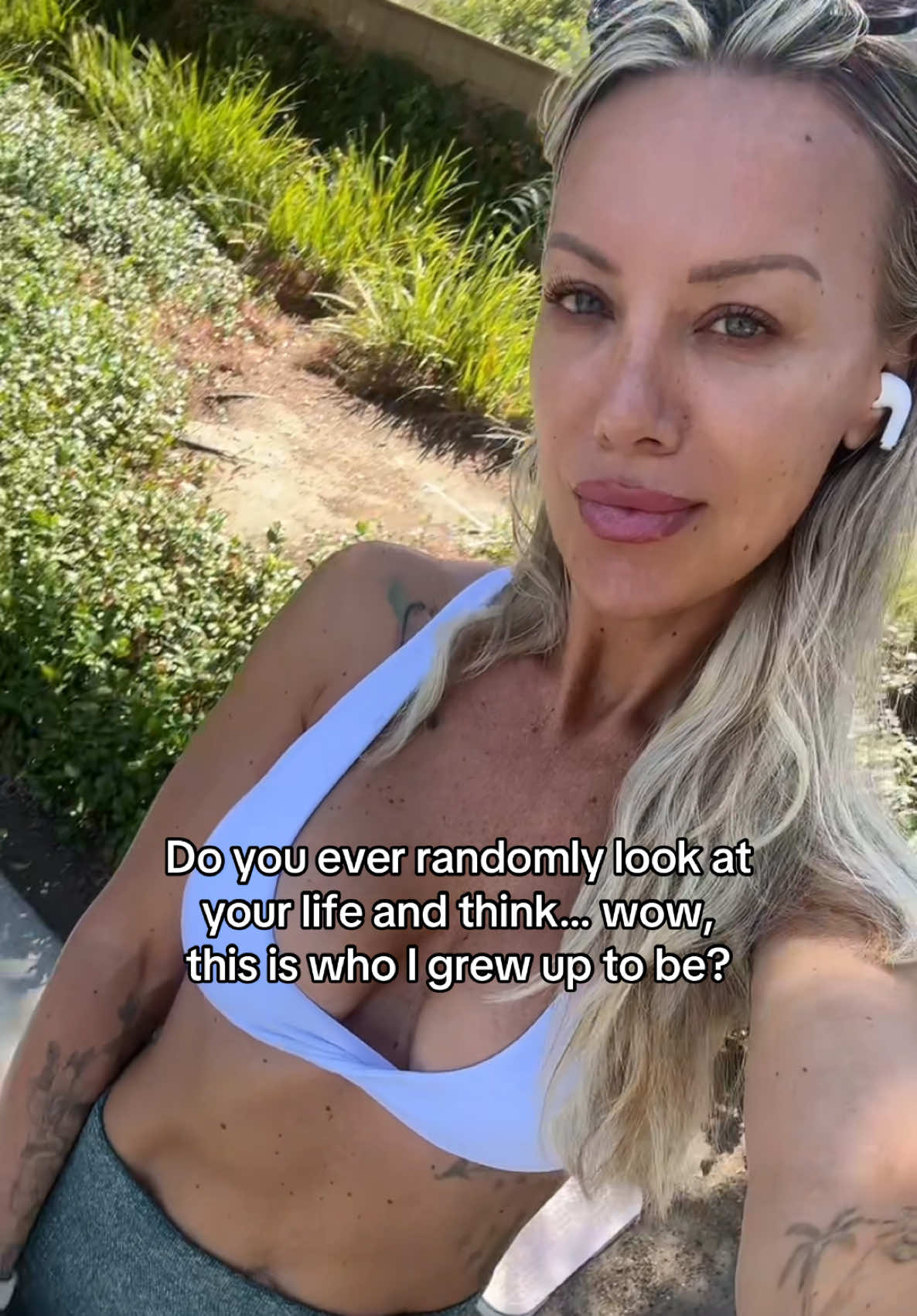 @Mari_Lynn