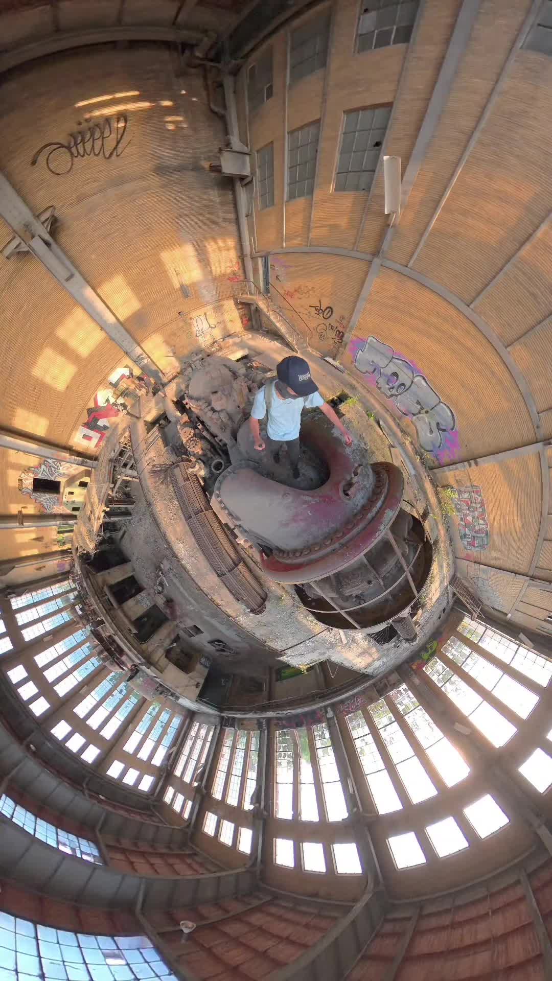 @𝔹𝕒𝕤𝕥𝕚_𝕦𝕣𝕓𝕖𝕩