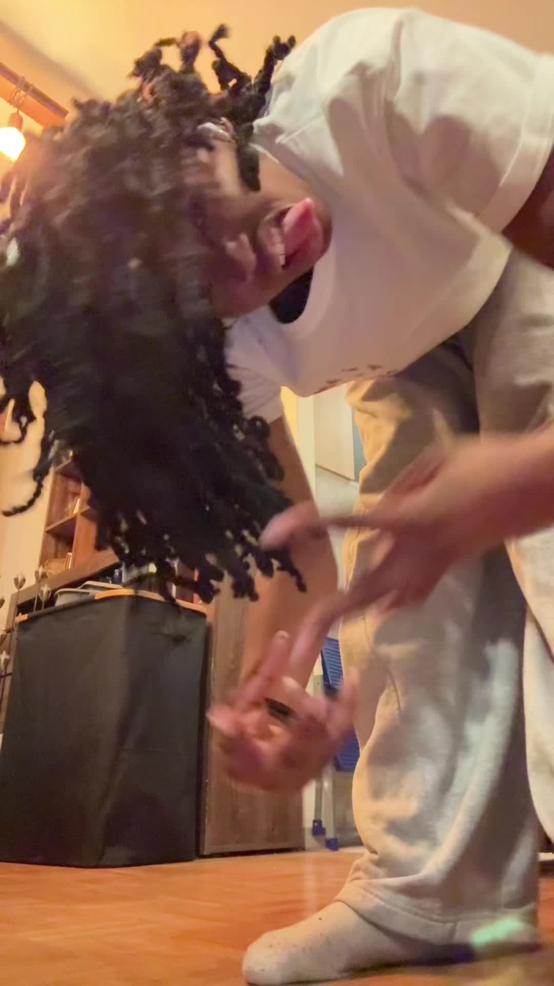 @_lizzz✝️_