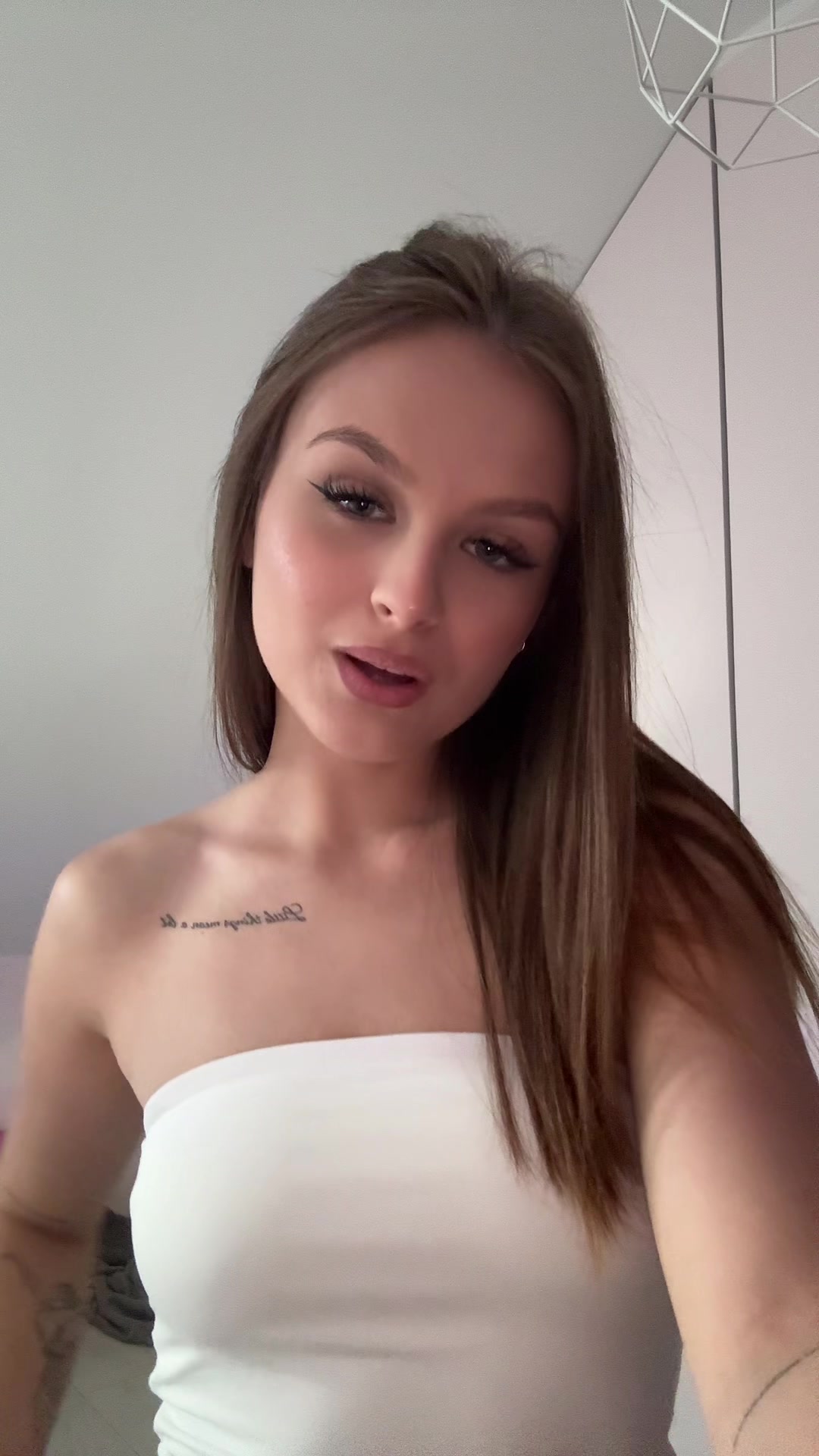 @Lawox