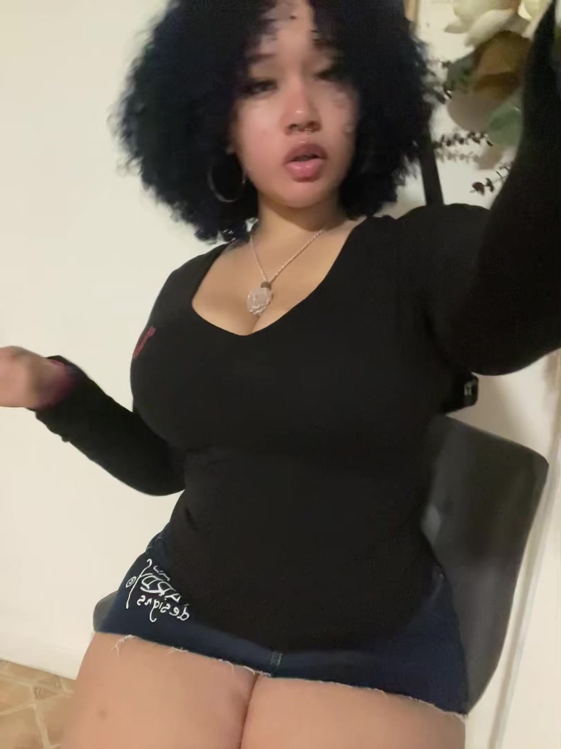 @ꨄ