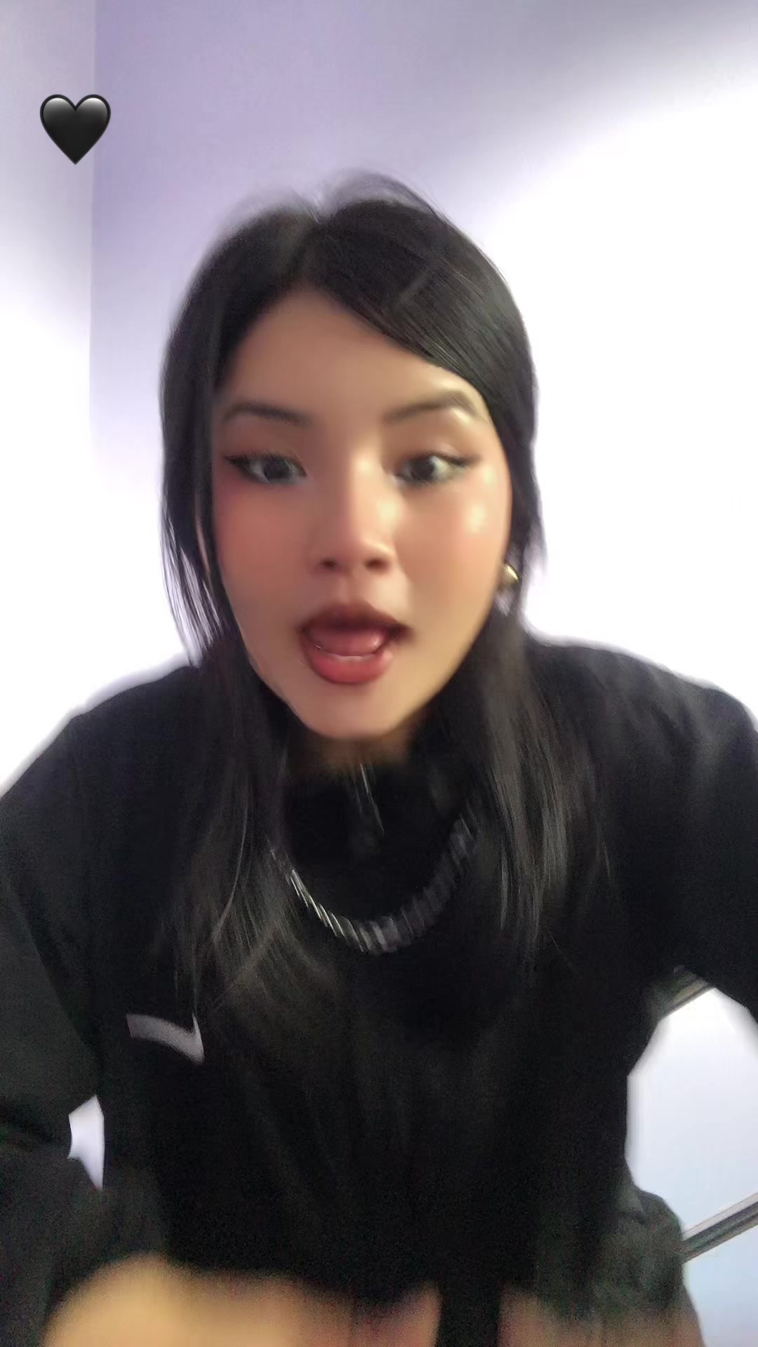 @V___11 🐉