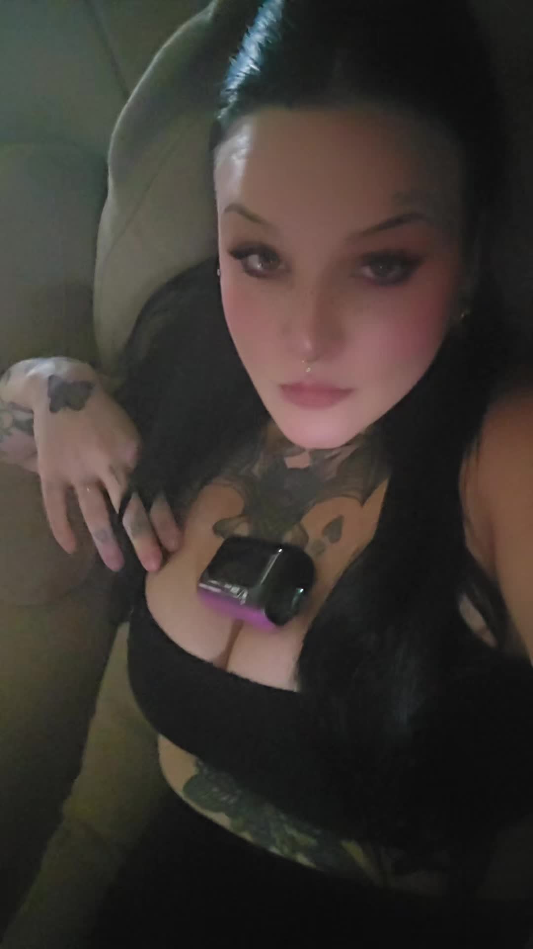 @Amber_pokesholes
