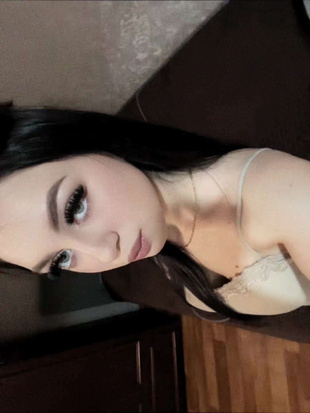 @_romanovna_🌹
