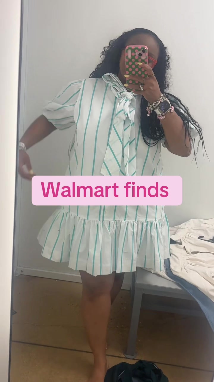 @Fashionablybooked 👗📚🎓✏️