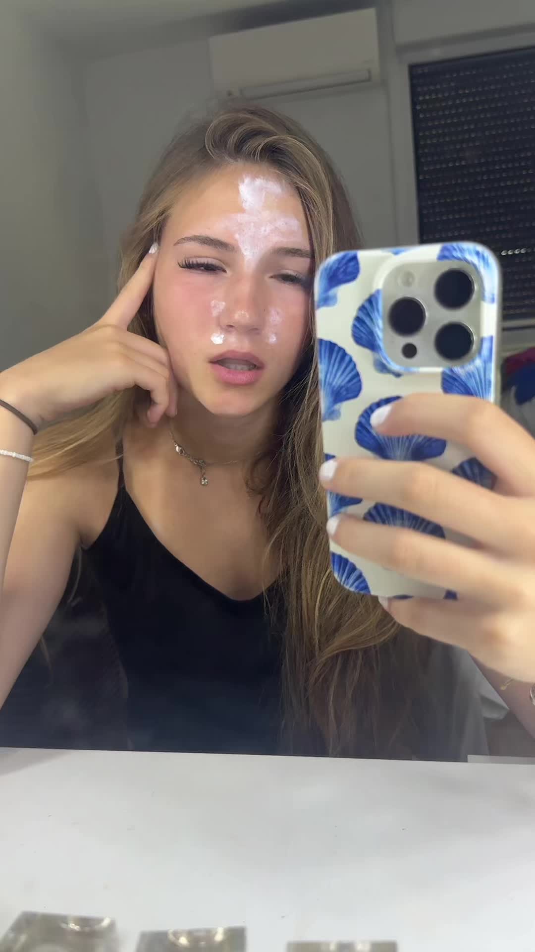 @bruna • grwm
